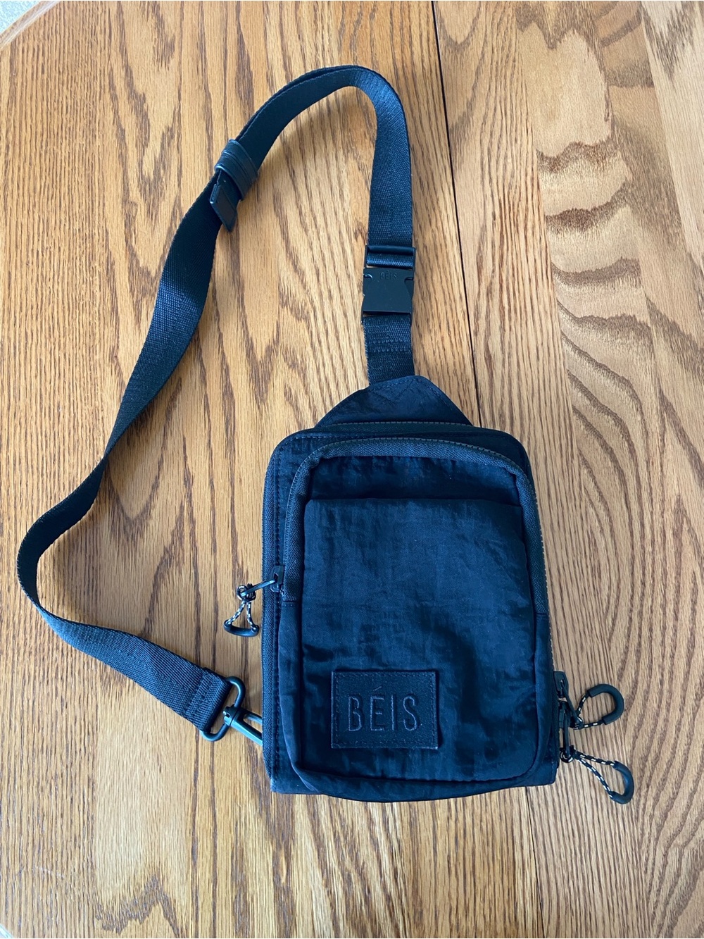 Beis Sport Sling Black